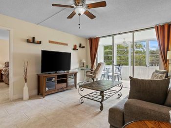 4899 NW 26th Ct