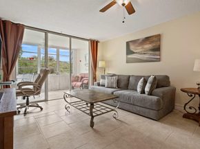 4899 NW 26th Ct 348, Lauderdale Lakes FL 33313