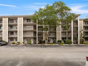 4899 NW 26th Ct 348, Lauderdale Lakes FL 33313