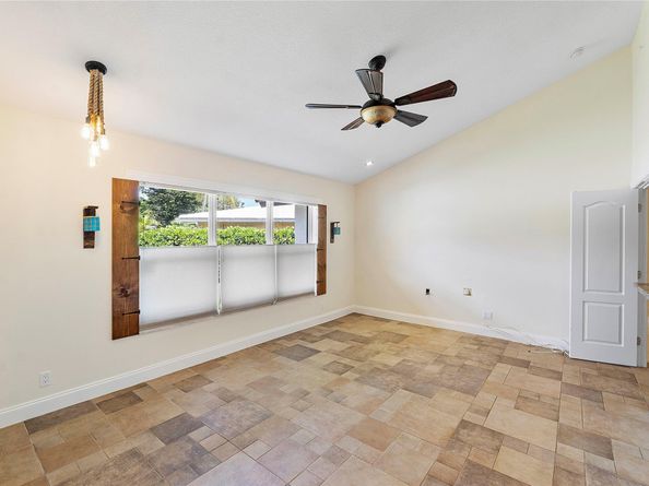 3700 NW 104TH Av, Coral Springs FL 33065