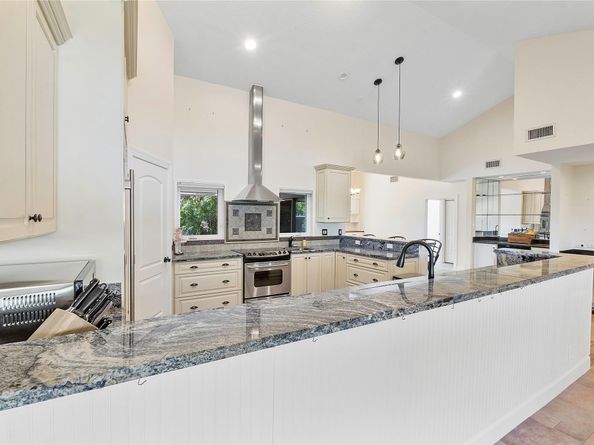 3700 NW 104TH Av, Coral Springs FL 33065