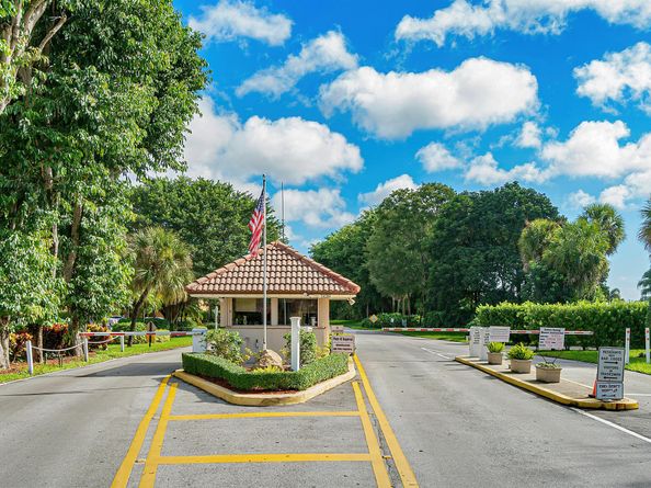 11255 Green Lake Drive 203, Boynton Beach FL 33437