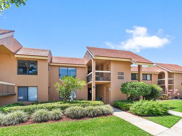 11255 Green Lake Drive 203, Boynton Beach FL 33437