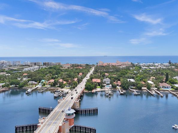890 N Federal Highway 410, Lantana FL 33462