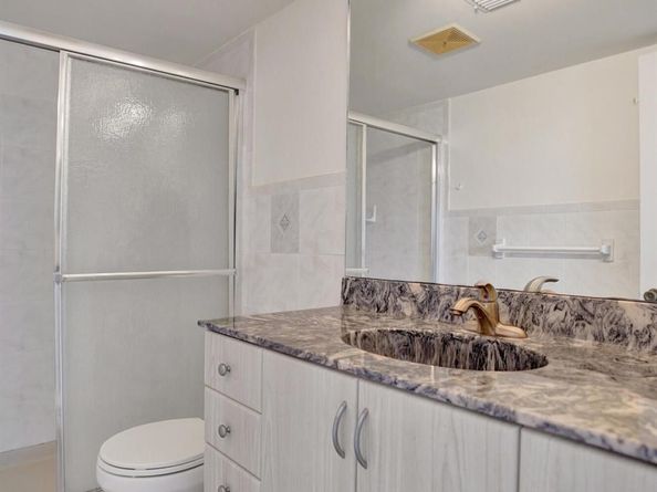 890 N Federal Highway 410, Lantana FL 33462