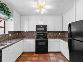 633 NE 19th Ave, Deerfield Beach FL 33441