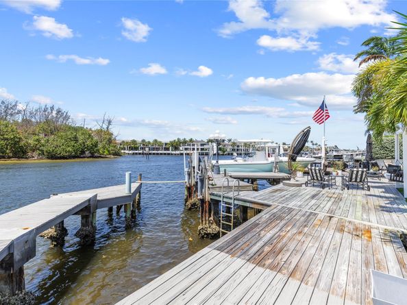 633 NE 19th Ave, Deerfield Beach FL 33441