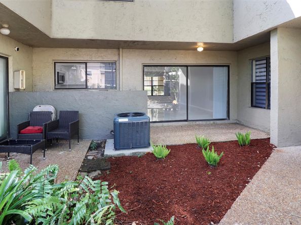 2590 Coral Springs Dr 90, Coral Springs FL 33065