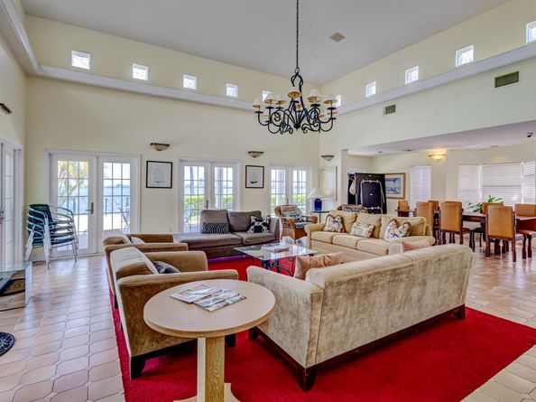 1050 Lake Shore Drive 204, Lake Park FL 33403