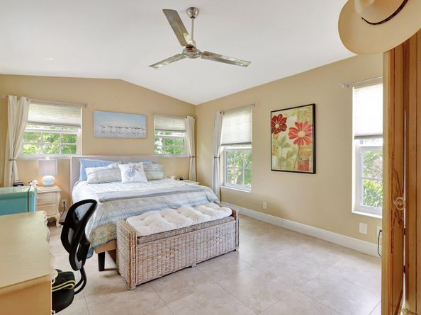 1050 Lake Shore Drive 204, Lake Park FL 33403