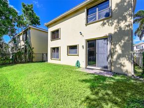 3432 NW 112th Ter, Coral Springs FL 33065