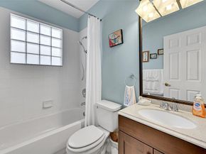 3432 NW 112th Ter, Coral Springs FL 33065