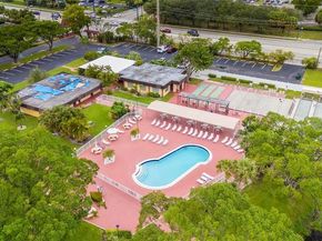 3001 NW 46th Ave 310, Lauderdale Lakes FL 33313
