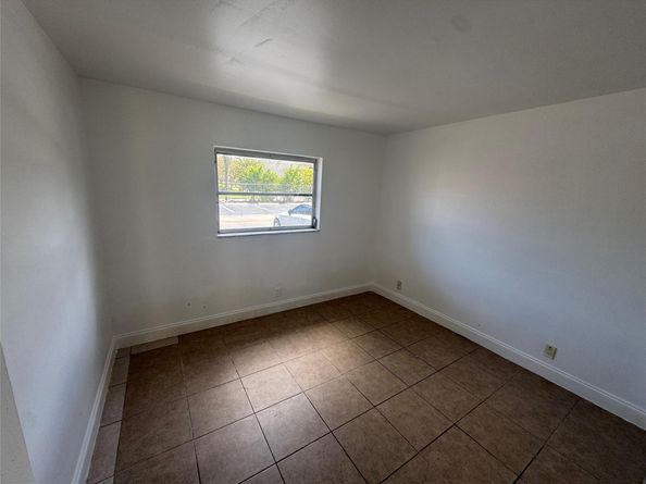 5150 NE 6th Ave 116, Oakland Park FL 33334