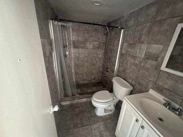 5150 NE 6th Ave 116, Oakland Park FL 33334