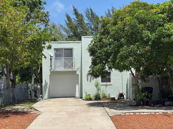 910 N F Street, Lake Worth Beach FL 33460