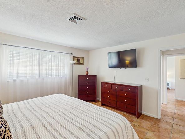 492 S Country Club Drive, Atlantis FL 33462