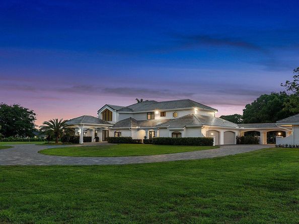 21677 El Bosque Way, Boca Raton FL 33428