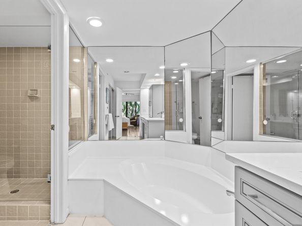 7533 Glendevon Lane 905, Delray Beach FL 33446