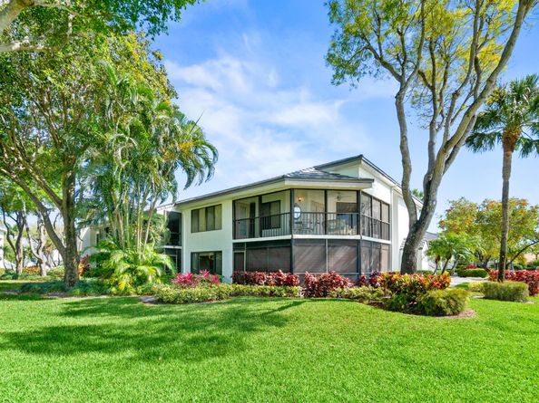 7533 Glendevon Lane 905, Delray Beach FL 33446
