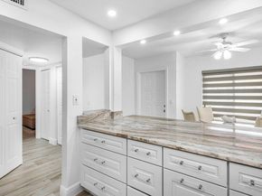 801 Freedom Ct 801, Deerfield Beach FL 33442