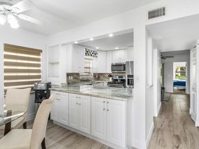 801 Freedom Ct 801, Deerfield Beach FL 33442