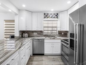 801 Freedom Ct 801, Deerfield Beach FL 33442