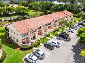 801 Freedom Ct 801, Deerfield Beach FL 33442