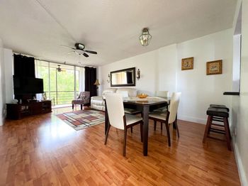 113 Royal Park Dr