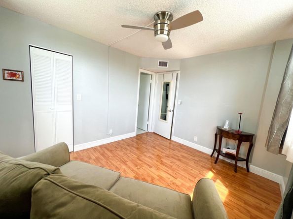 113 Royal Park Dr 3A, Oakland Park FL 33309