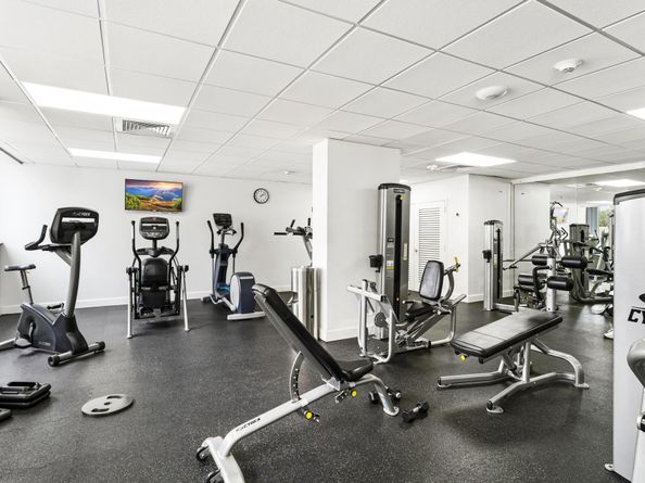 5600 N Flagler 402 Drive 402, West Palm Beach FL 33407
