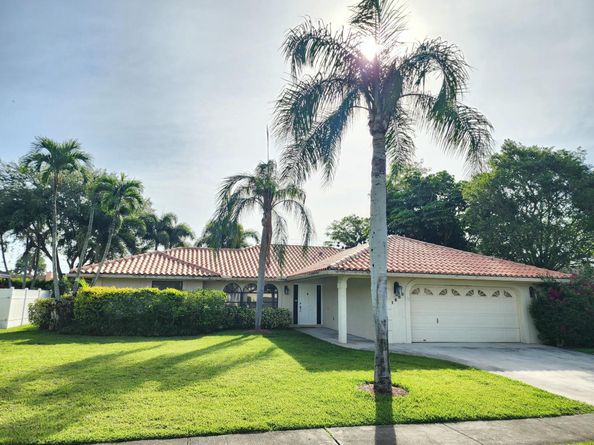 1852 Wisteria Street, Wellington FL 33414