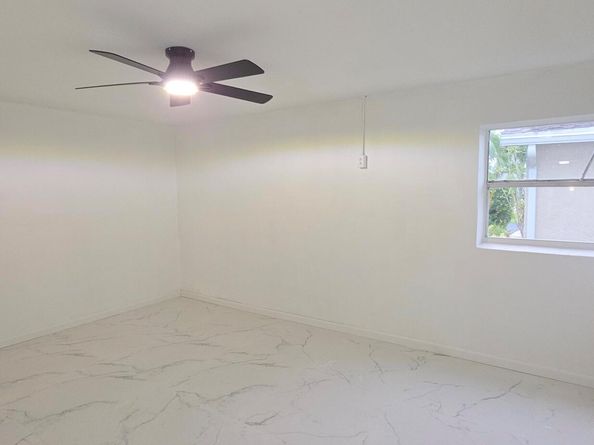 7112 Pine Manor Drive, Lake Worth FL 33467