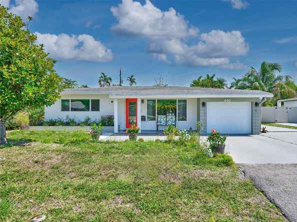 440 NW 37, Oakland Park FL 33309