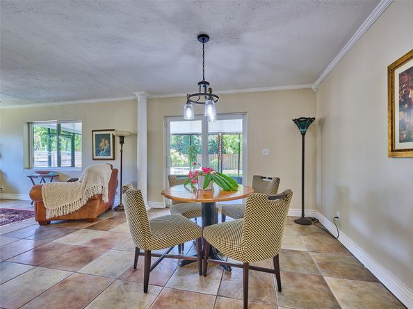 440 NW 37, Oakland Park FL 33309