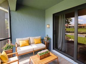 8365 Waterford Cir 8365, Tamarac FL 33321