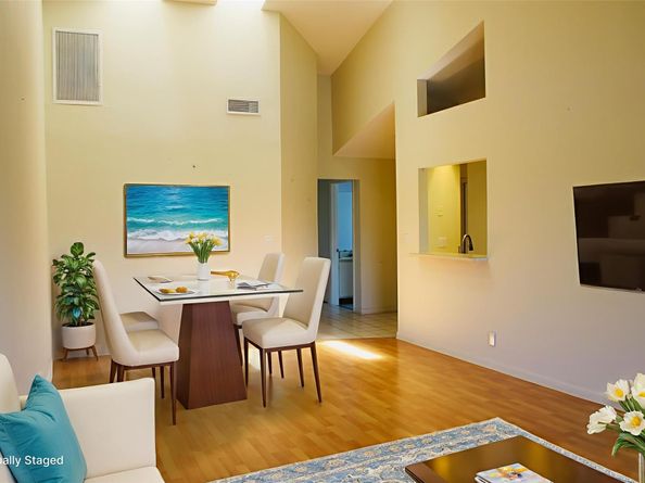 8365 Waterford Cir 8365, Tamarac FL 33321