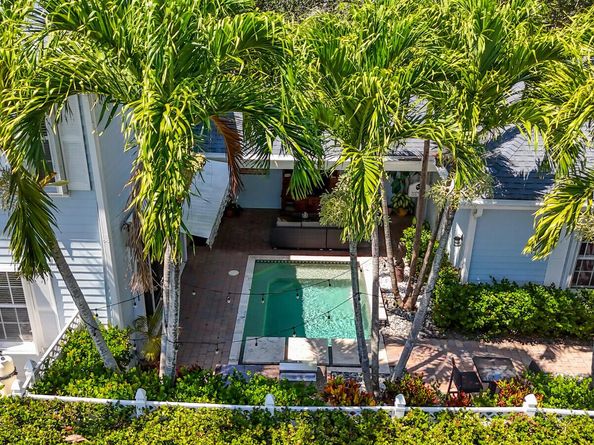 211 Barbados Drive, Jupiter FL 33458