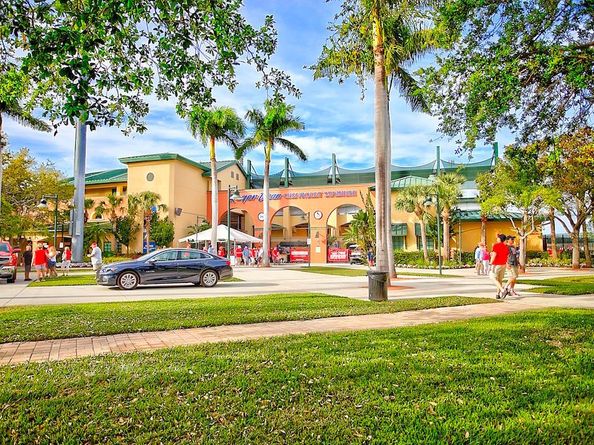 211 Barbados Drive, Jupiter FL 33458