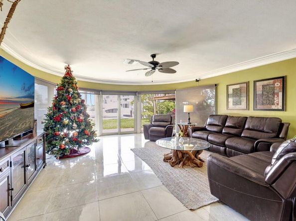 2360 SE 7th Drive, Pompano Beach FL 33062