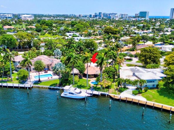 2360 SE 7th Drive, Pompano Beach FL 33062