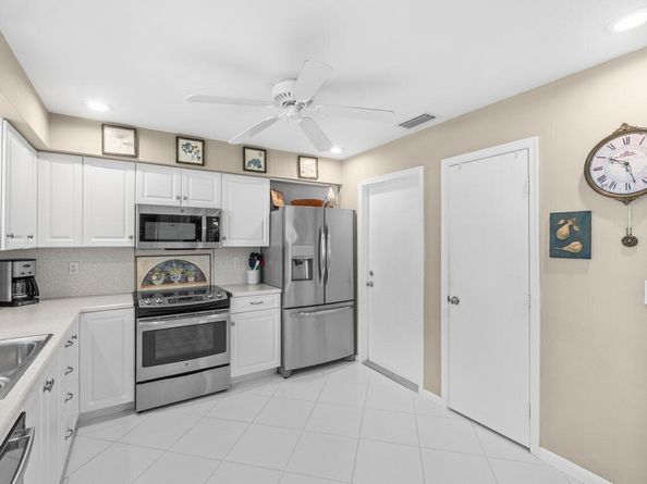 4680 Rosewood Tree Court A, Boynton Beach FL 33436