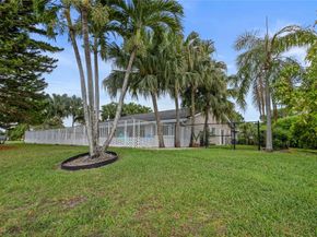 7626 NW 87th Ave, Tamarac FL 33321