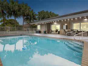 7626 NW 87th Ave, Tamarac FL 33321