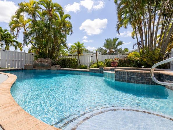 1220 SW 46th Ter, Deerfield Beach FL 33442