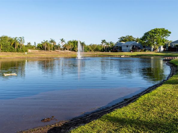 15 Crossings Cir G, Boynton Beach FL 33435