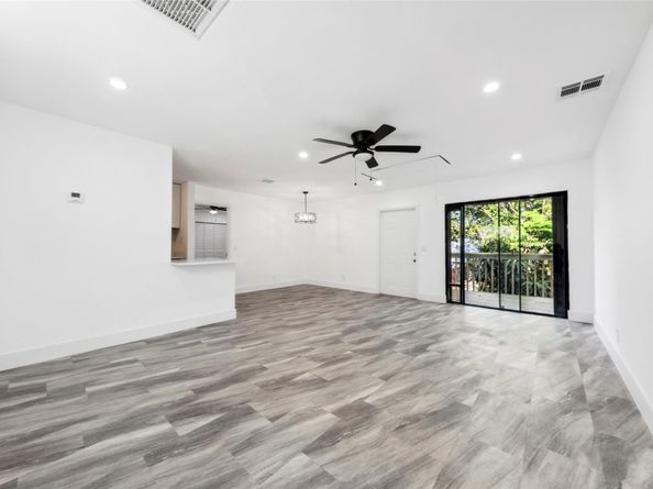 15 Crossings Cir G, Boynton Beach FL 33435