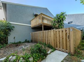 15 Crossings Cir G, Boynton Beach FL 33435