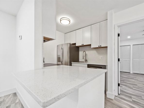 15 Crossings Cir G, Boynton Beach FL 33435