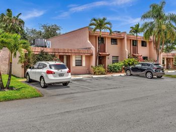 12 Toledo Ct